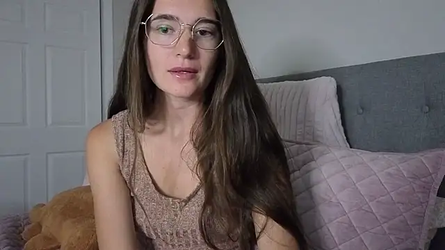 bambifarrina online show from June 6, 2026, 1:44 am