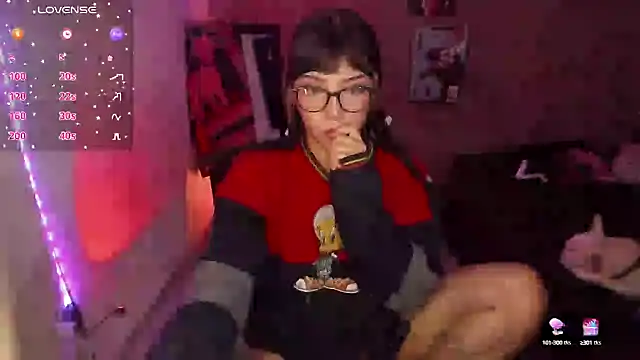 Snapshot of blackfllame chatting on October 3, 2025, 2:04 am blackfllame online show from October 3, 2025, 2:04 am