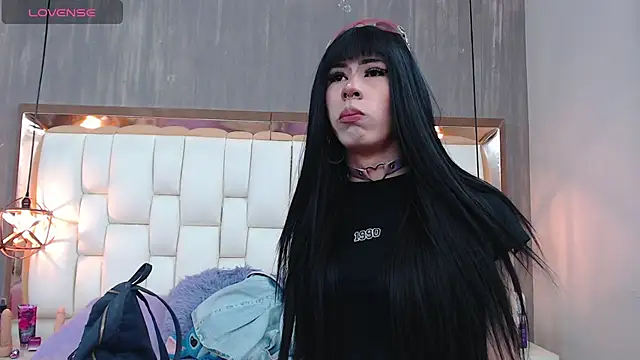 Foxxy Doll online show from September 18, 2025, 2:53 pm