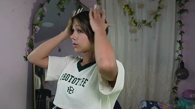 ashley winhouse online show from March 31, 2026, 3:36 pm