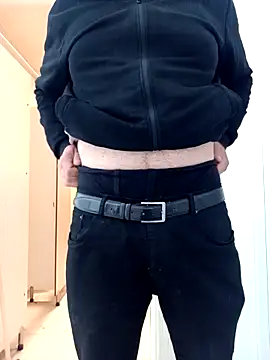 bullut06 online show from April 18, 2026, 5:10 am