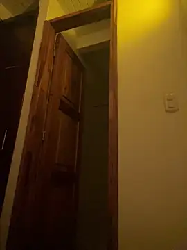 Juantorres4646 online show from March 23, 2026, 9:09 am