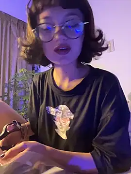 Snapshot of wildflower_sex chatting on November 19, 2025, 4:34 am wildflower sex online show from November 19, 2025, 4:34 am