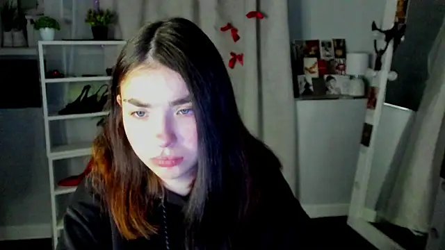 Snapshot of Marissa_Garcia chatting on September 11, 2025, 6:41 pm Marissa Garcia online show from September 11, 2025, 6:41 pm