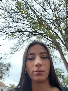 -juicy  online show from February 25, 2026, 11:04 pm