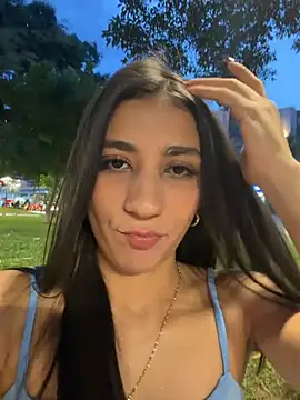 Snapshot of -juicy_ chatting on June 2, 2026, 11:16 pm -juicy online show from June 2, 2026, 11:16 pm
