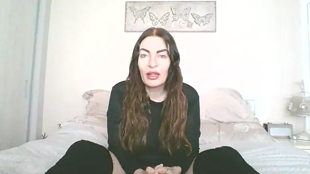 Snapshot of EllaKent chatting on February 22, 2026, 10:28 am EllaKent online show from February 22, 2026, 10:28 am