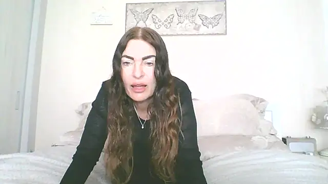 Snapshot of EllaKent chatting on May 16, 2026, 1:43 pm EllaKent online show from May 16, 2026, 1:43 pm
