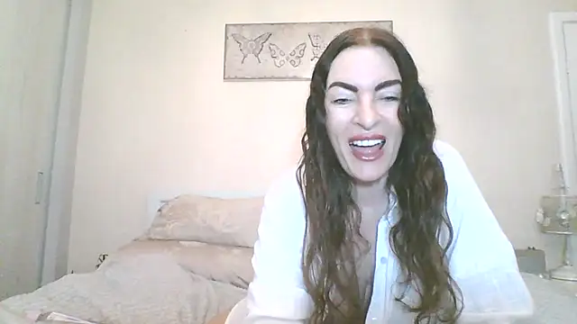 EllaKent online show from December 13, 2025, 8:04 pm