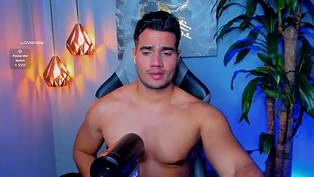 AndresR3 online show from November 28, 2025, 12:00 am