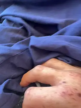 Chris2201hdb online show from March 14, 2026, 6:47 pm