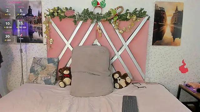 Snapshot of Sabrina_Andrew chatting on December 17, 2025, 1:38 pm Sabrina Andrew online show from December 17, 2025, 1:38 pm