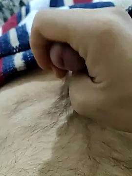 Snapshot of alenyilmaz chatting on October 11, 2025, 9:27 pm alenyilmaz online show from October 11, 2025, 9:27 pm