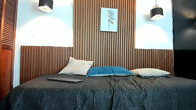 Snapshot of David_niet chatting on October 15, 2025, 6:05 pm David niet online show from October 15, 2025, 6:05 pm