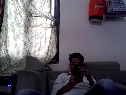 Snapshot of urdreamman chatting on April 6, 2026, 5:41 am urdreamman online show from April 6, 2026, 5:41 am