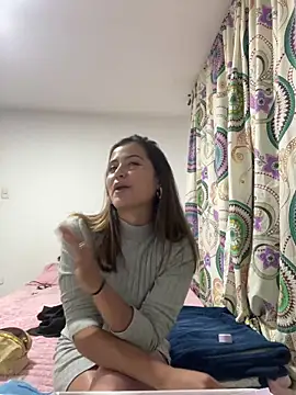 Snapshot of Ana__Pink chatting on October 24, 2025, 12:42 am Ana  Pink online show from October 24, 2025, 12:42 am