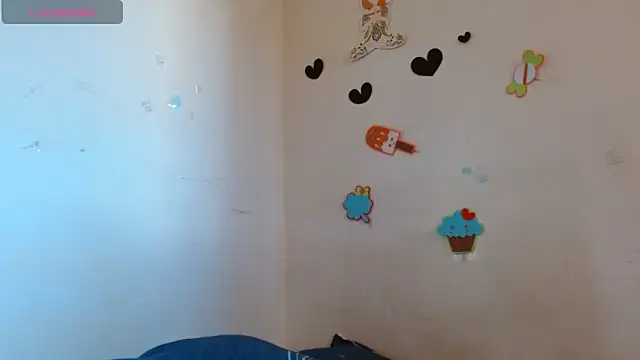 Snapshot of Akasha001 chatting on November 17, 2025, 6:56 pm Akasha001 online show from November 17, 2025, 6:56 pm