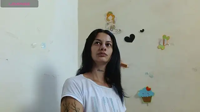 Snapshot of Akasha001 chatting on November 19, 2025, 12:38 pm Akasha001 online show from November 19, 2025, 12:38 pm