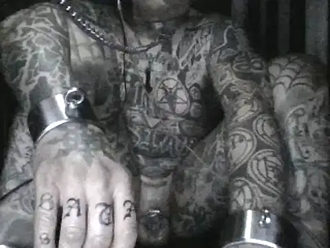 Snapshot of object857 chatting on December 8, 2024, 1:52 am object857 online show from December 8, 2024, 1:52 am