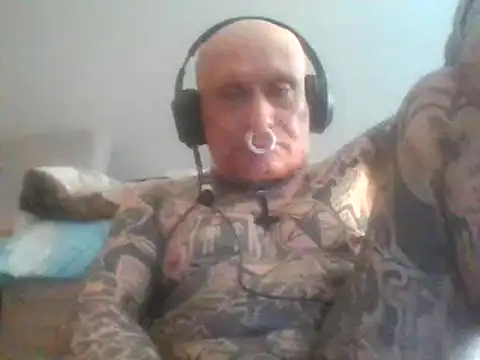 Snapshot of object857 chatting on March 9, 2025, 7:23 am object857 online show from March 9, 2025, 7:23 am