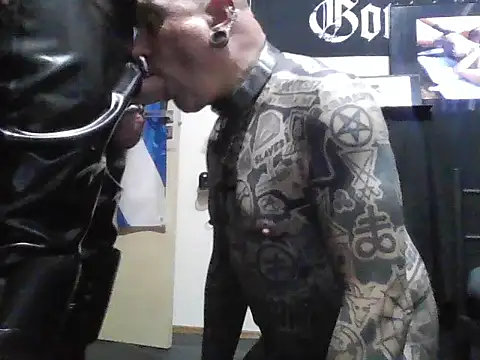 Snapshot of object857 chatting on October 11, 2025, 5:58 pm object857 online show from October 11, 2025, 5:58 pm