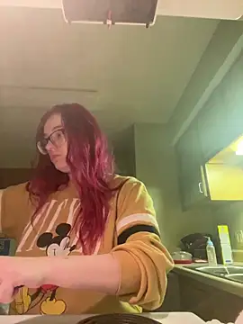 Snapshot of MommaBigTits24 chatting on March 9, 2026, 4:27 am MommaBigTits24 online show from March 9, 2026, 4:27 am