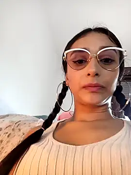 CandyFoxter  online show from November 14, 2025, 11:36 am