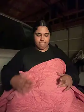 1n0nlythroat online show from December 17, 2025, 1:43 am