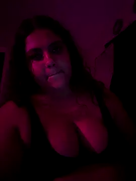 Snapshot of 1n0nlythroat chatting on September 24, 2025, 3:24 am 1n0nlythroat online show from September 24, 2025, 3:24 am