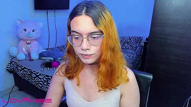 lillykittyy online show from October 27, 2025, 12:11 am