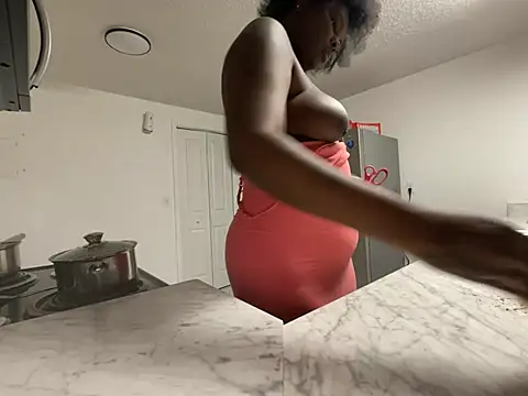 Bleuk online show from April 9, 2026, 10:27 pm