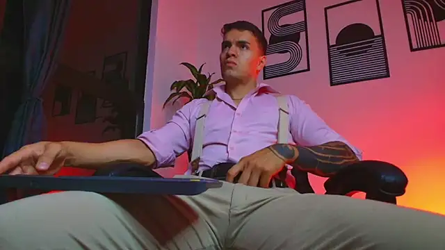 ALPHA DOMINUS  online show from April 21, 2026, 3:46 am