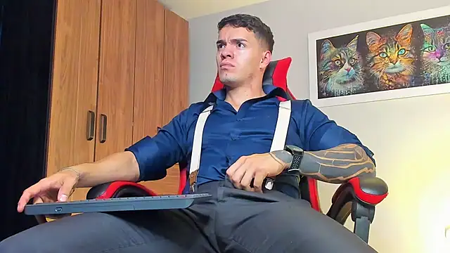 ALPHA DOMINUS  online show from November 11, 2025, 3:56 am