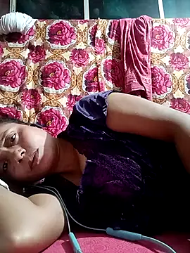 Miss-Pooja  online show from September 9, 2025, 6:06 pm