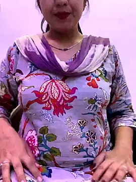 Snapshot of misharani00 chatting on September 12, 2025, 1:44 pm misharani00 online show from September 12, 2025, 1:44 pm