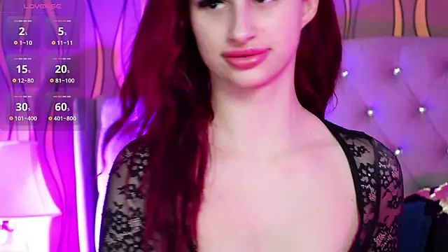 Snapshot of Foxy_Amber chatting on October 14, 2025, 7:25 pm Foxy Amber online show from October 14, 2025, 7:25 pm