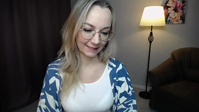 Ava Elior online show from November 23, 2025, 6:34 am