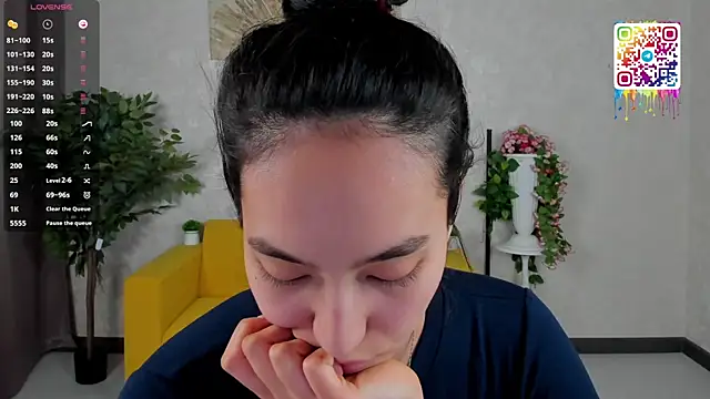 FlirtyAura online show from February 25, 2026, 2:50 pm