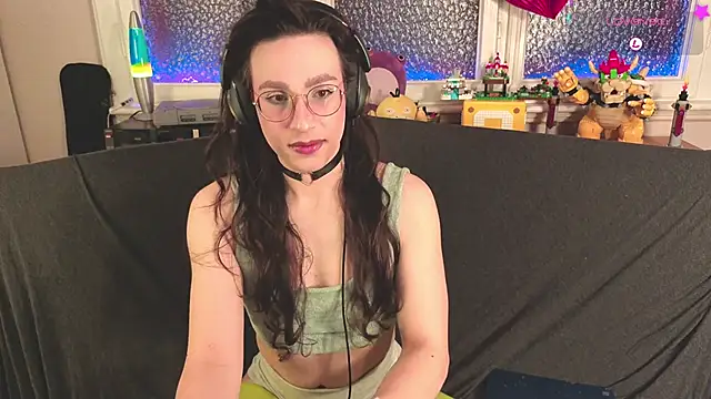 Snapshot of Zesty_Peach chatting on March 5, 2026, 1:35 am Zesty Peach online show from March 5, 2026, 1:35 am