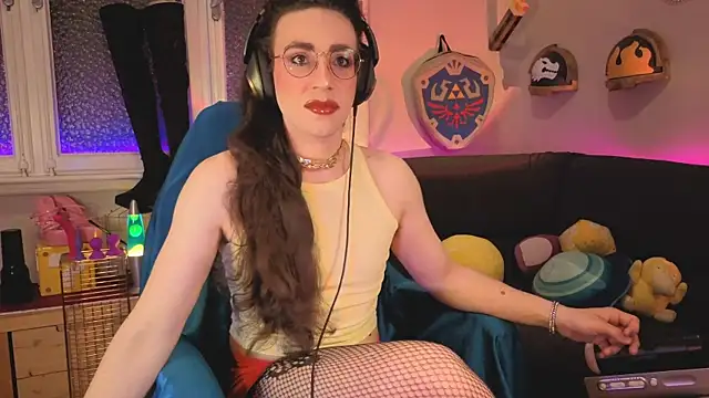 Snapshot of Zesty_Peach chatting on May 9, 2026, 11:41 pm Zesty Peach online show from May 9, 2026, 11:41 pm
