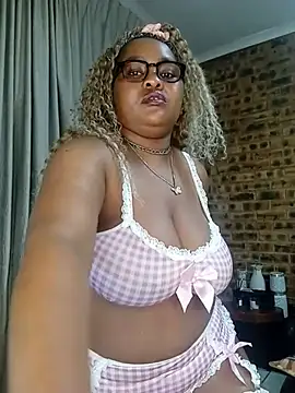 Snapshot of SativaHot96 chatting on July 30, 2026, 11:59 pm SativaHot96 online show from July 30, 2026, 11:59 pm