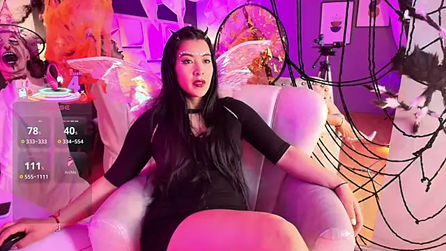 BellaFernandez   online show from October 31, 2025, 12:13 pm