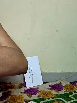 Snapshot of raju-ki-rani chatting on November 5, 2025, 9:34 am raju-ki-rani online show from November 5, 2025, 9:34 am