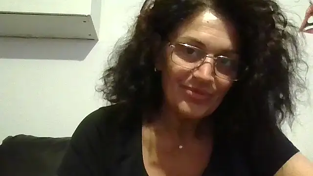 Snapshot of RubyyRosee chatting on July 17, 2026, 5:48 am RubyyRosee online show from July 17, 2026, 5:48 am