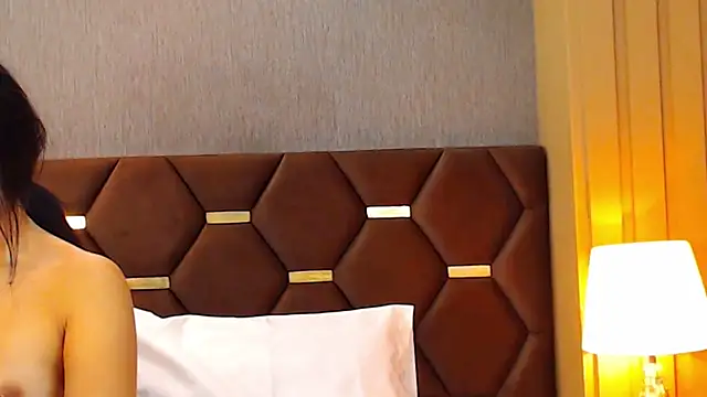 MelodyCarsson online show from November 22, 2025, 12:04 pm