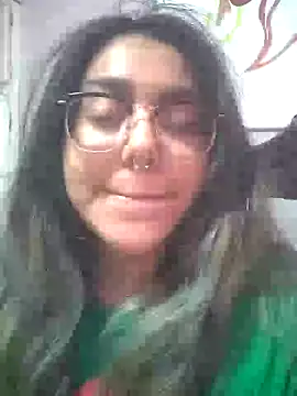 Lovelyrainn online show from November 28, 2025, 3:50 am