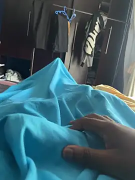 dickhiver5512 online show from November 20, 2025, 6:14 am