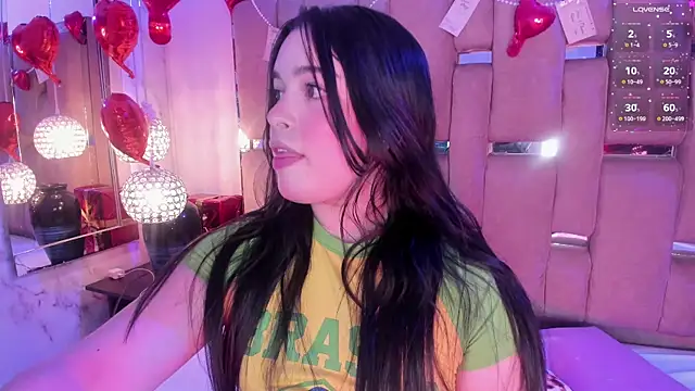 Snapshot of KateLee chatting on February 17, 2026, 5:27 am KateLee online show from February 17, 2026, 5:27 am