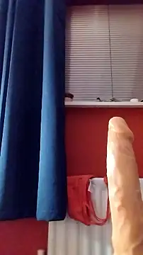 Sophrob96x online show from April 15, 2026, 11:16 pm