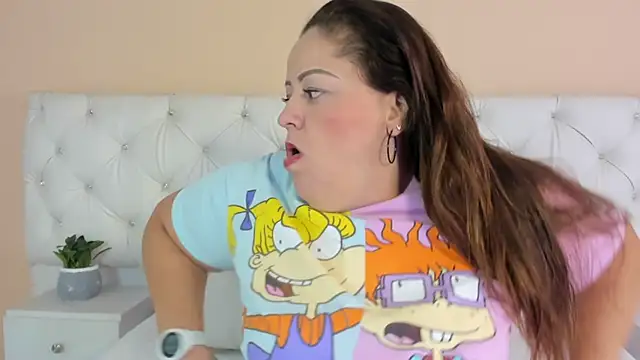 Snapshot of katte_landerr chatting on December 1, 2025, 1:12 pm katte landerr online show from December 1, 2025, 1:12 pm